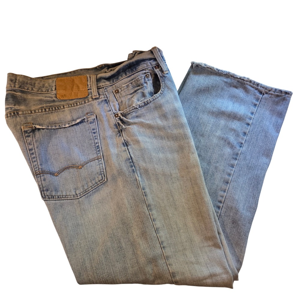 American Eagle Mens Loose Fit Light Wash Distressed Raw Hem Jeans 34x30 Blue - Picture 1 of 16